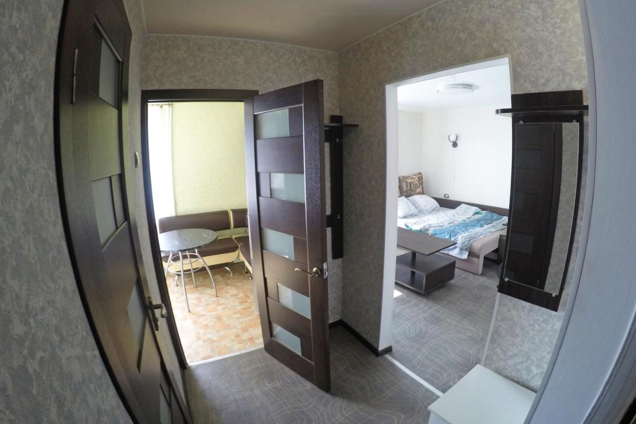 Уютная Квартира Со Свежим Ремонтом Odesa Exterior foto